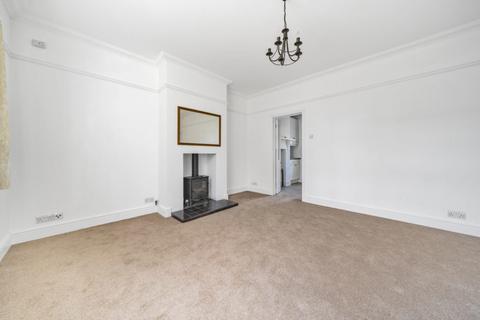 16 North View, London, W5 1QL