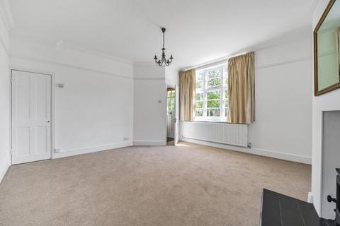 16 North View, London, W5 1QL
