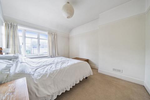 16 North View, London, W5 1QL