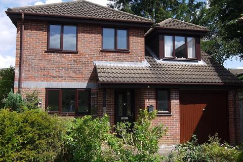 4 bedroom detached house for sale, Thicketts, Sevenoaks, TN13