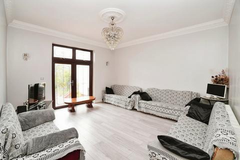 6 bedroom semi-detached house for sale, Redcliffe Gardens, ILFORD, IG1