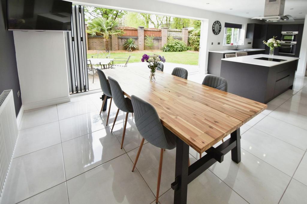 Kitchen Dining Family Room