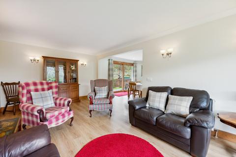 3 bedroom detached bungalow for sale, Craggan Road , Lochearnhead , Stirlingshire, FK19 8PX