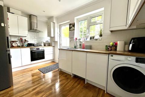 30 Thrigby Road, Chessington, KT9 2AQ