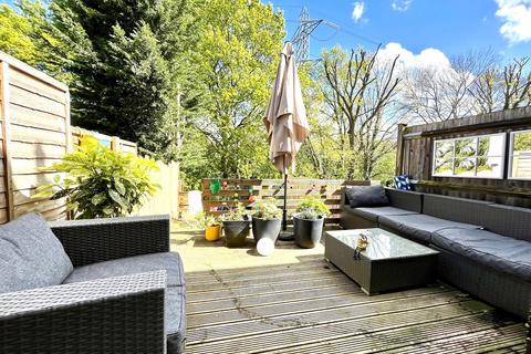 30 Thrigby Road, Chessington, KT9 2AQ