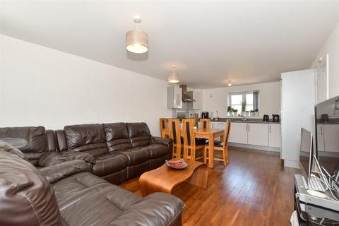 2 bedroom flat for sale, Bernwelle Avenue, Harold Hill, Essex