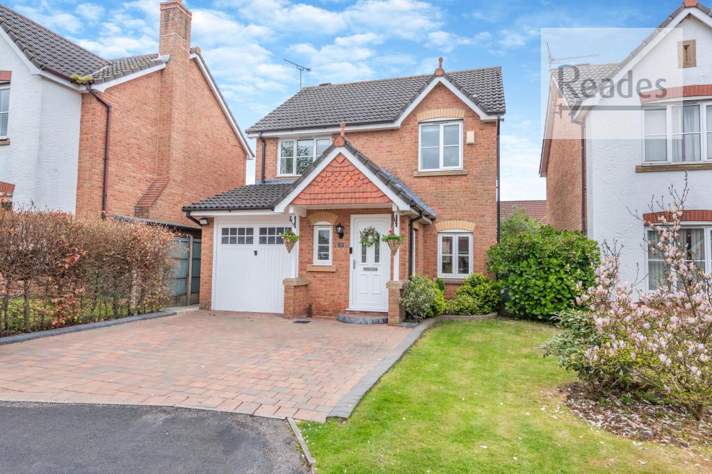 Dol Awel, Hawarden CH5 3 3 bed detached house for sale £300,000