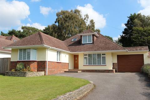 4 bedroom bungalow for sale, Highcliffe on Sea, Christchurch BH23