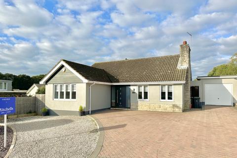 4 bedroom bungalow for sale, Greenways, Christchurch BH23