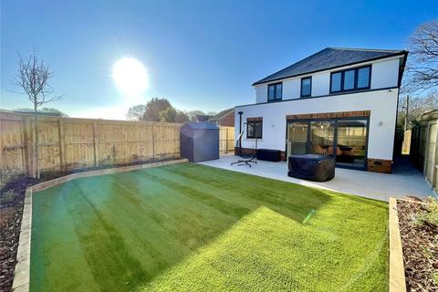 3 bedroom detached house for sale, Highcliffe On Sea, Christchurch BH23