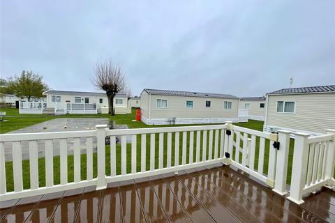 2 bedroom property for sale, Hoburne Park, Christchurch BH23