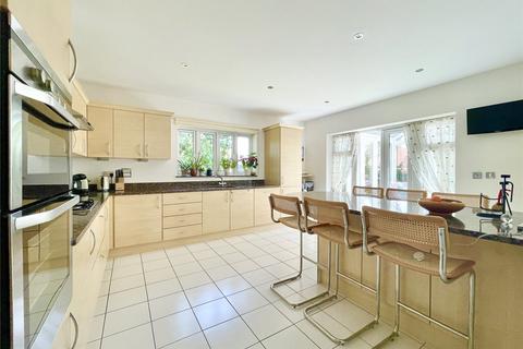 4 bedroom detached house for sale, Driftwood Park, Dorset BH23