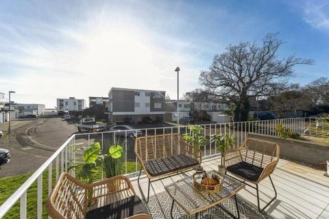 2 bedroom apartment for sale, Mudeford, Christchurch BH23