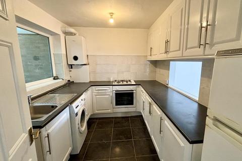 2 bedroom flat for sale, High Wycombe,  Buckinghamshire,  HP13