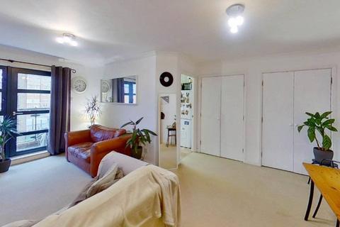 2 bedroom flat to rent, Back Church Lane, Aldgate, London, E1