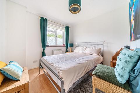 1 bedroom maisonette for sale, Abinger Way, Guildford, Surrey, GU4