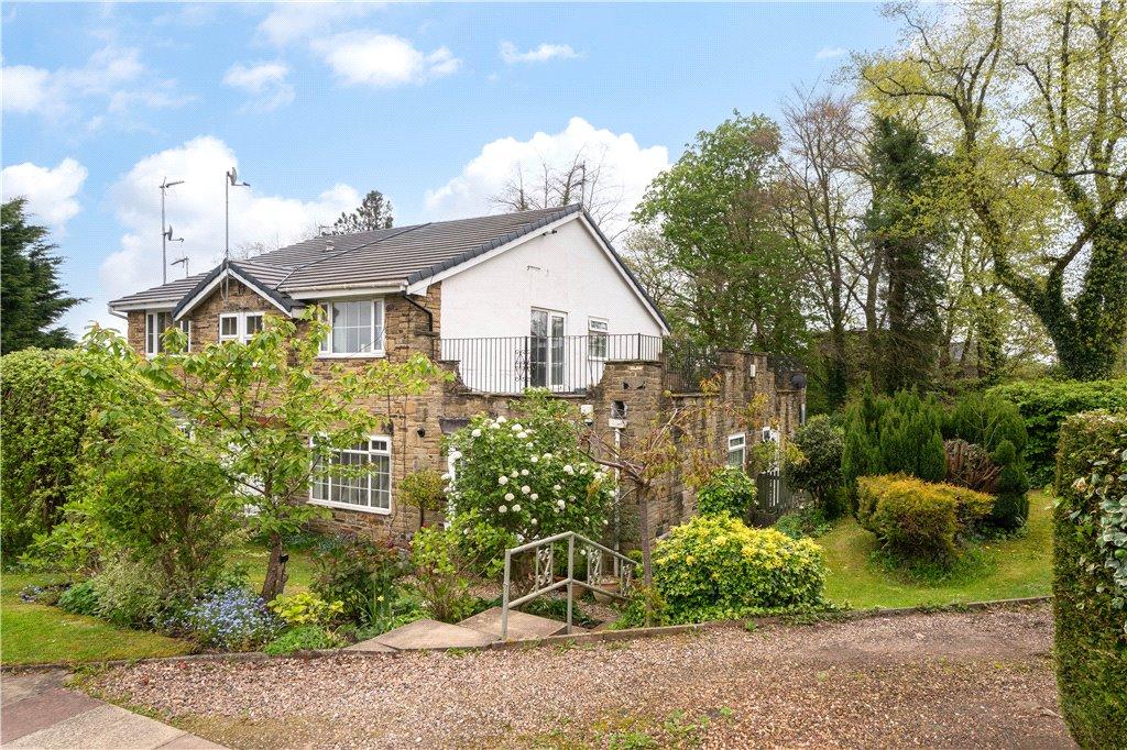 Hall Rise, Bramhope, Leeds, West... 2 bed apartment for sale £219,950