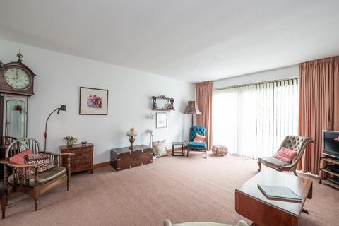 3 bedroom flat for sale, 3 Rose Court, Easter Park Drive, Barnton, Edinburgh, EH4