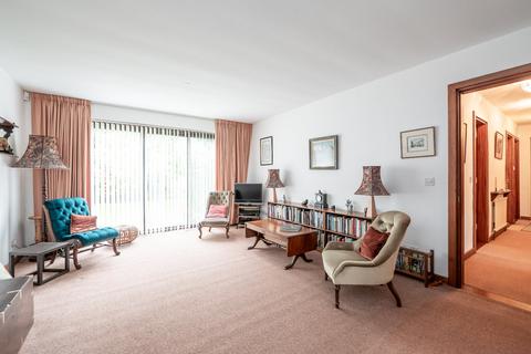 3 bedroom flat for sale, 3 Rose Court, Easter Park Drive, Barnton, Edinburgh, EH4