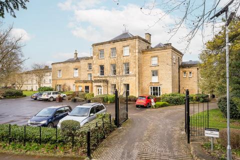 3 bedroom penthouse to rent, Chesterton Lane, Cirencester, Gloucestershire, GL7