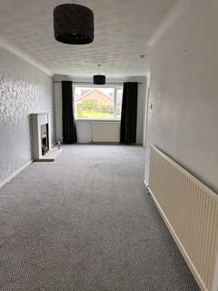 3 bedroom semi-detached house to rent, Bramley Grange Way, Bramley S66