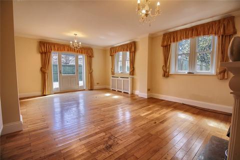 3 bedroom detached house to rent, The Lodge, Nunthorpe Hall