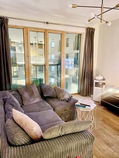 1 bedroom apartment to rent, Holford Way, London SW15