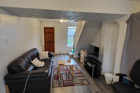 2 bedroom terraced house for sale, Luton LU1