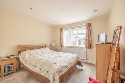 5 Bathurst Close, Iver, SL0 9AB