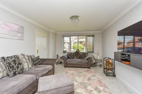 1 Appleford Drive, Minster On Sea, Sheerness, ME12 2SR