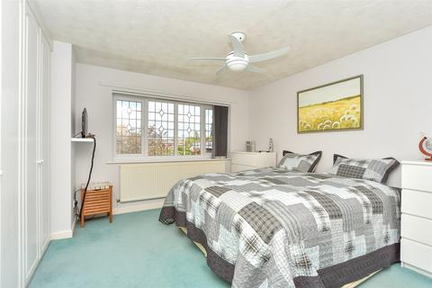 1 Appleford Drive, Minster On Sea, Sheerness, ME12 2SR