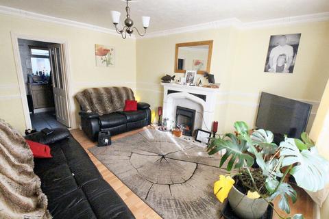 3 bedroom terraced house for sale, Mangravet Avenue, Maidstone ME15