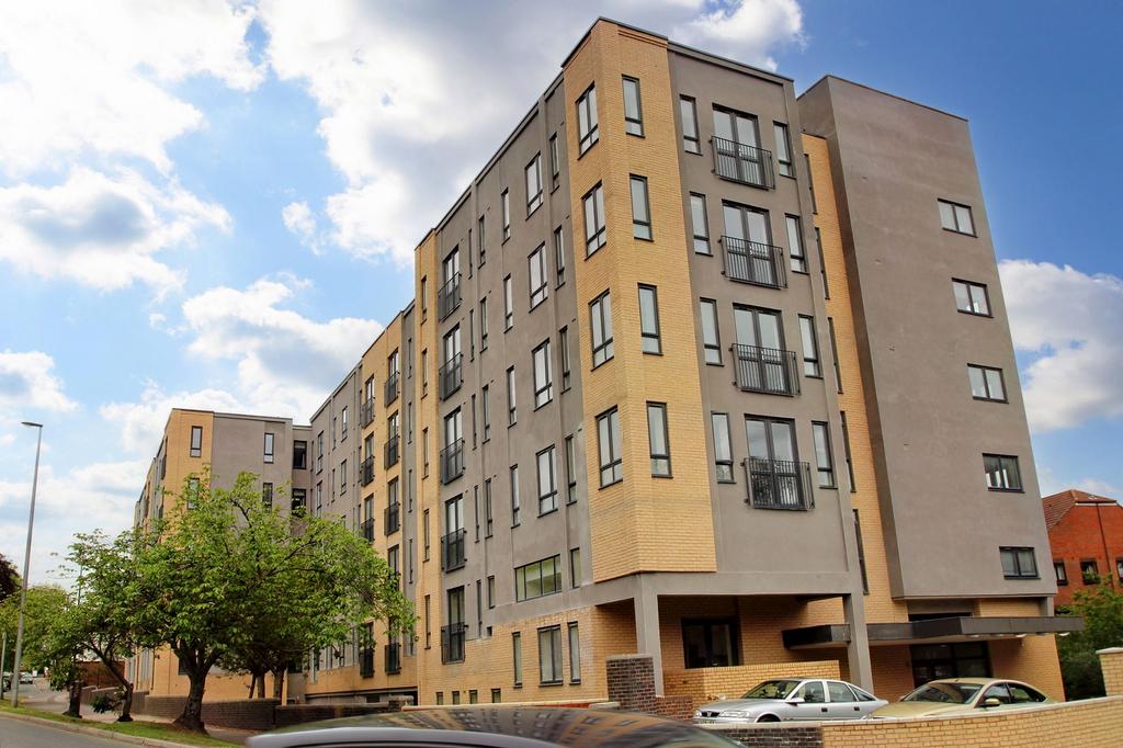 Riverhill 1012 London Road... 2 bed flat £1,000 pcm (£231 pw)