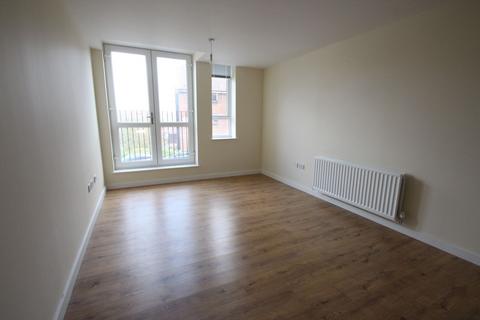 2 bedroom flat to rent, London Road, Maidstone ME16