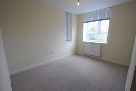 2 bedroom flat to rent, London Road, Maidstone ME16