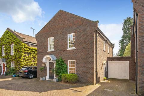 4 bedroom detached house for sale, Boston Gardens, Chiswick