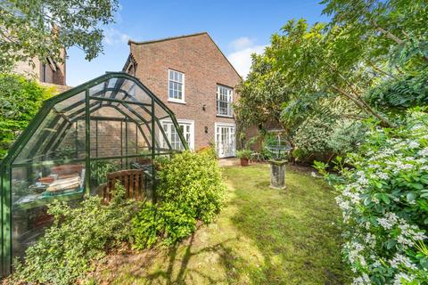4 bedroom detached house for sale, Boston Gardens, Chiswick, London, W4