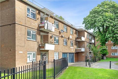2 bedroom apartment for sale, McIntyre Court, Studley Road, London, SW4