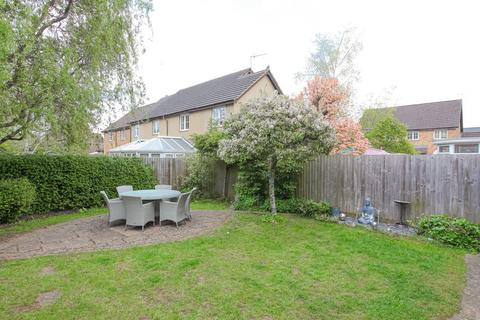 3 bedroom detached house for sale, Yew Tree Close, Middleton Cheney