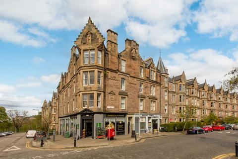 3 bedroom flat for sale, (3F1) Warrender Park Road, Edinburgh EH9