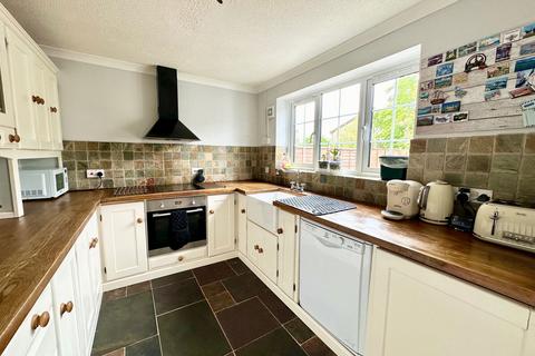 4 bedroom detached house for sale, Broadoak Road, Langford