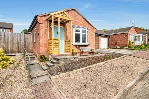 2 bedroom detached bungalow for sale, Hotspur Close, Nottingham, Nottinghamshire, NG6