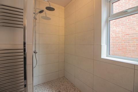 3 Hotspur Close, Nottingham, NG6 0FW