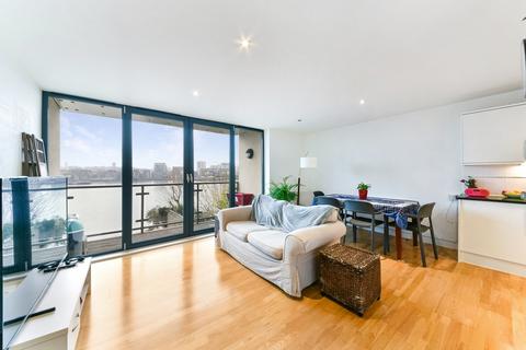 2 bedroom apartment to rent, Boatyard Apartments, Isle Of Dogs, London E14