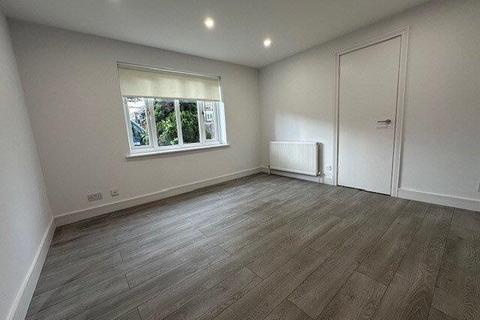 1 bedroom flat for sale, Alliance Close, Wembley HA0