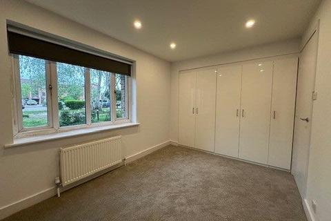 1 bedroom flat for sale, Alliance Close, Wembley HA0
