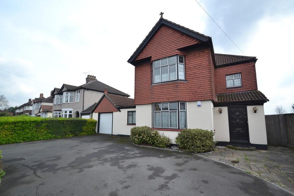 5 bedroom Detached house for sale on Chase Cross