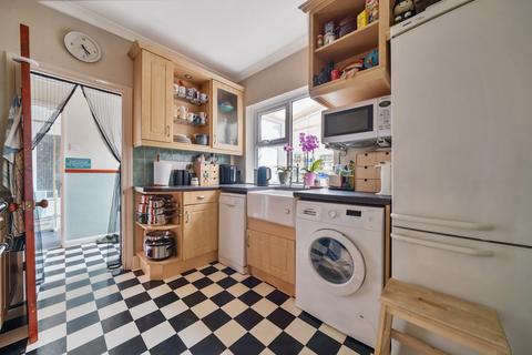 51 Hurst Road, Erith, DA8 3EW