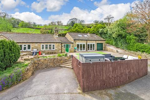 6 bedroom bungalow for sale, Woodside Lane, Cononley, Keighley, North Yorkshire, BD20