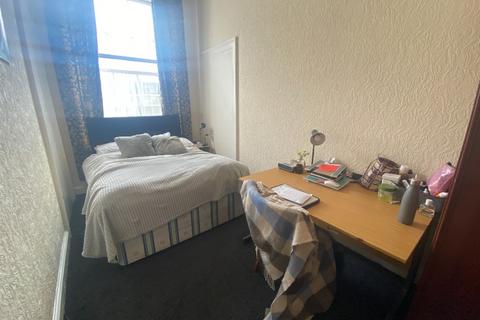 5 bedroom flat to rent, Henderson Row, Stockbridge, Edinburgh, EH3